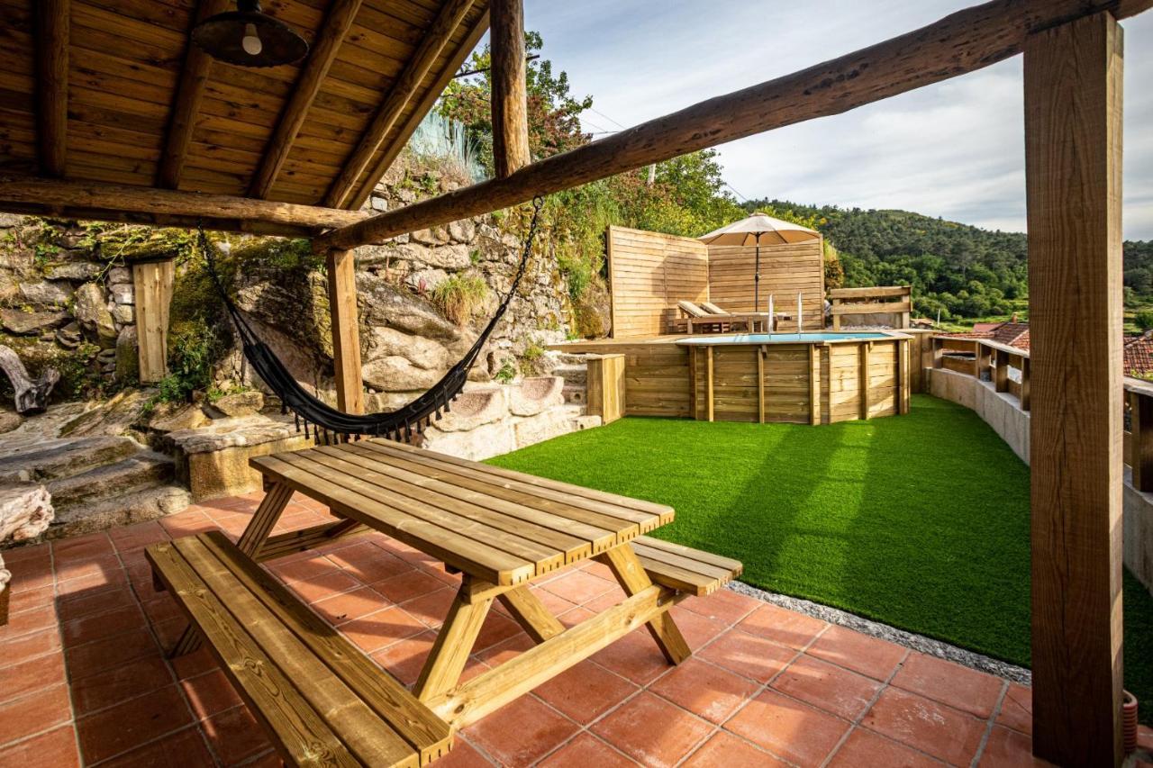 Chale Dos Penedos, Sossego E Piscina Privada Villa Monção Buitenkant foto